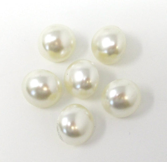 Larger pearlized shank buttons