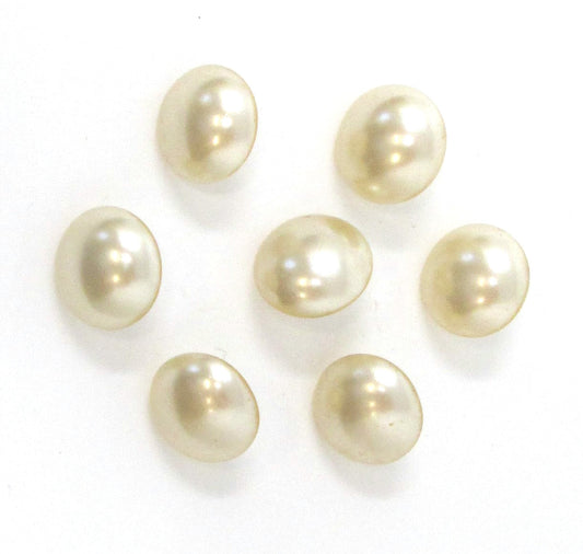 Vintage pearlized glass buttons