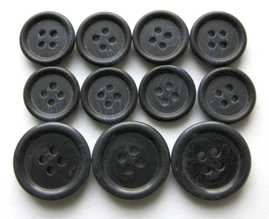 Ink blue/black jacket buttons