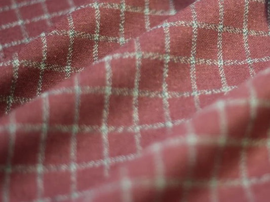 Wool/silk plaid jacketing, in rust/beige
