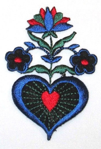 Dutch heart embroidered appliques, #7322